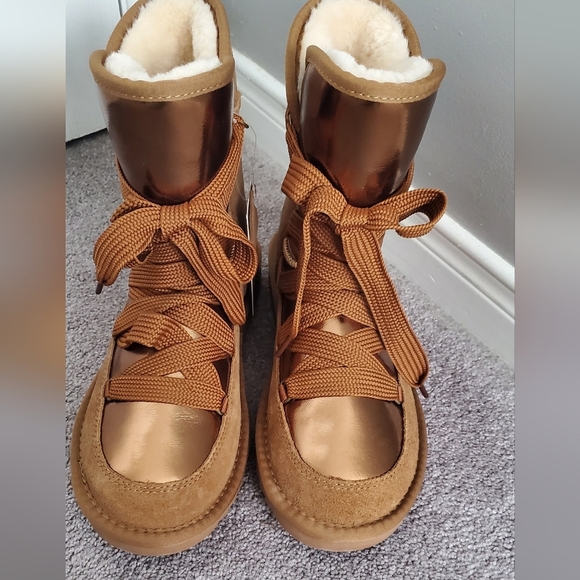 Brown and Bronze Winter Boots - Picture 5 of 5